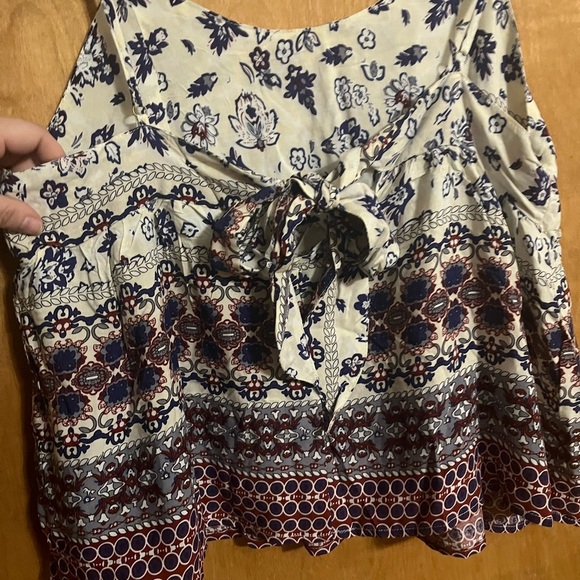 Pattern Print Women's Top - Picture 8 of 10